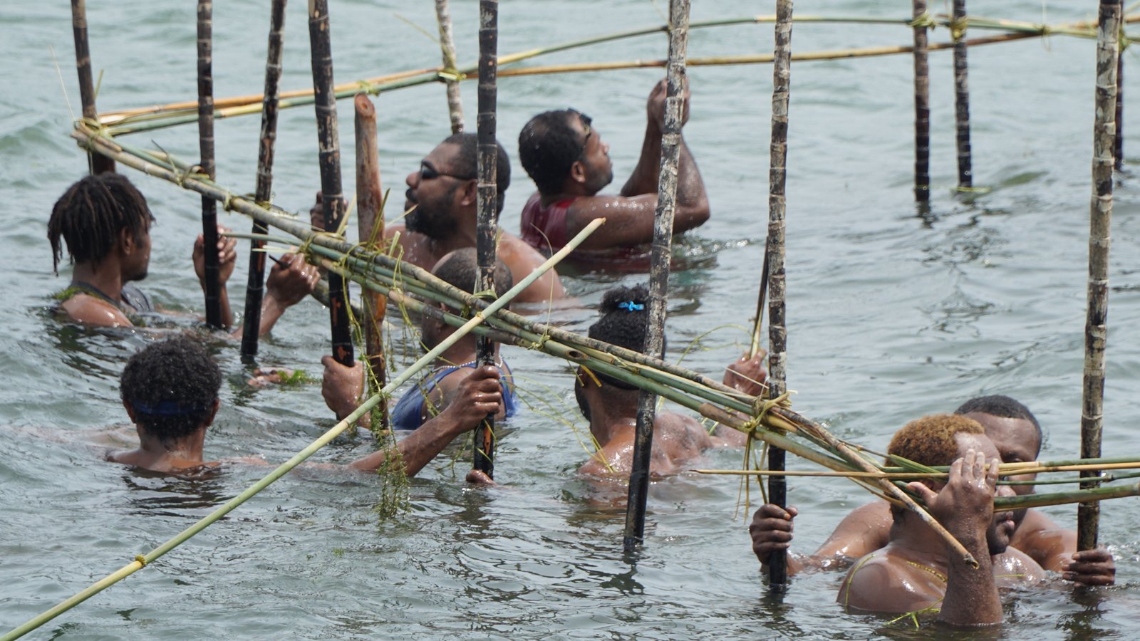 Kampung Yoka dan  Waena Tuan Rumah Festival Port Numbay V 2024 